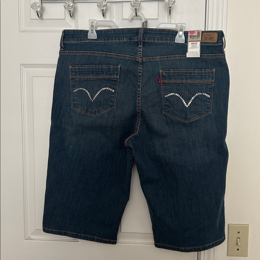NWT Levi's 512 Medium Blue Skimmer Jeans - Perfectly Shaping - Sz 22W